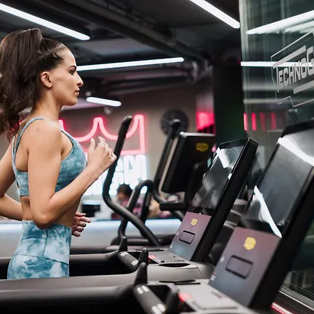 Mercury Tower Skyline With Pool Access Saint Julian's