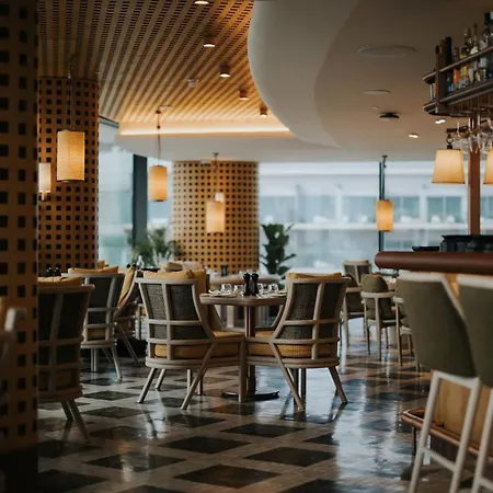 Mercury Tower Skyline With Pool Access Saint Julian's