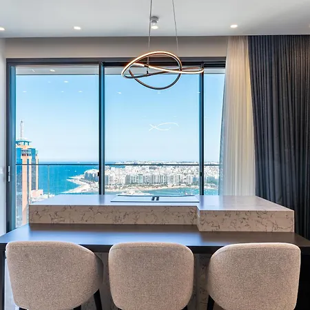 Mercury Tower Skyline With Pool Access Saint Julian's