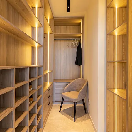 Lejlighed Mercury Tower Skyline With Pool Access