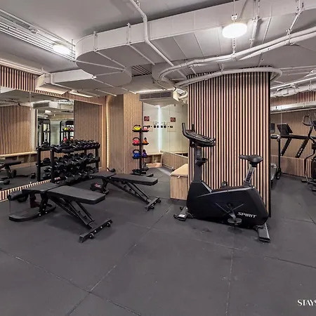 דירה 20th Floor Luxury Sea View Mercury Tower - Rooftop Pool! By Uniq