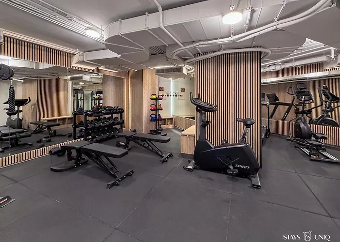 דירה 20th Floor Luxury Sea View Mercury Tower - Rooftop Pool! By Uniq